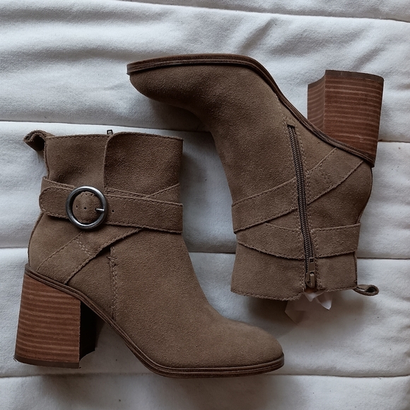 Crown Vintage Stylish Tan Suede Leather Ankle Boots_6.5 - Picture 7 of 7